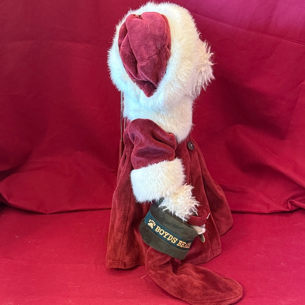 Boyds Bears “Tasha B. Frostbeary” with mouse. Bear in Red Coat - Picture 8 of 12